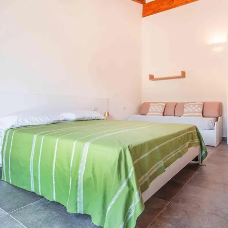 Πανσιόν Luxury La Cinta